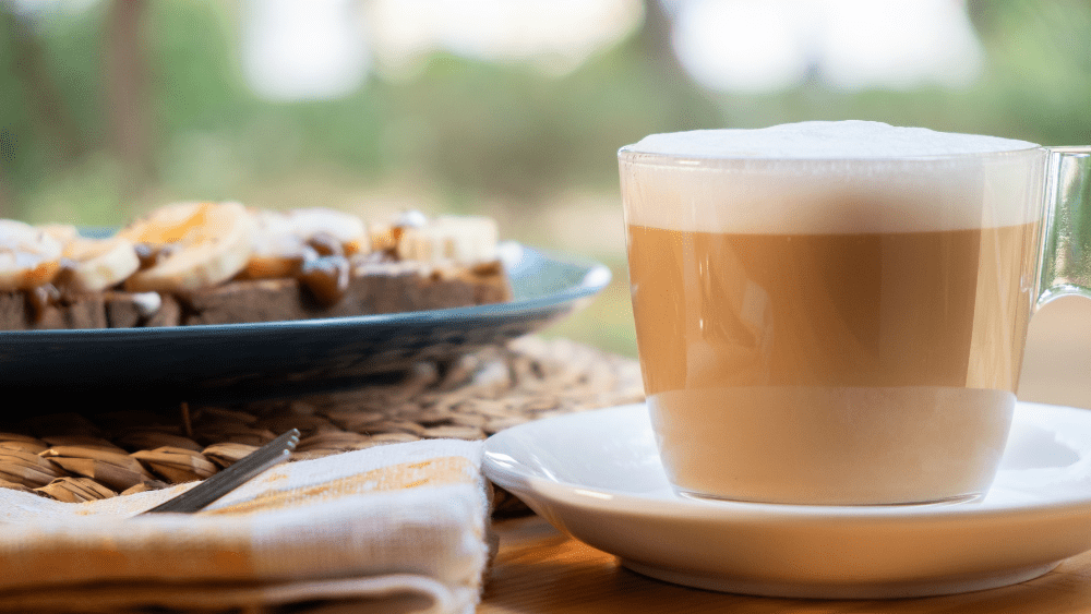Canadian Maple Cafe con Leche Recipe - Zavida Coffee